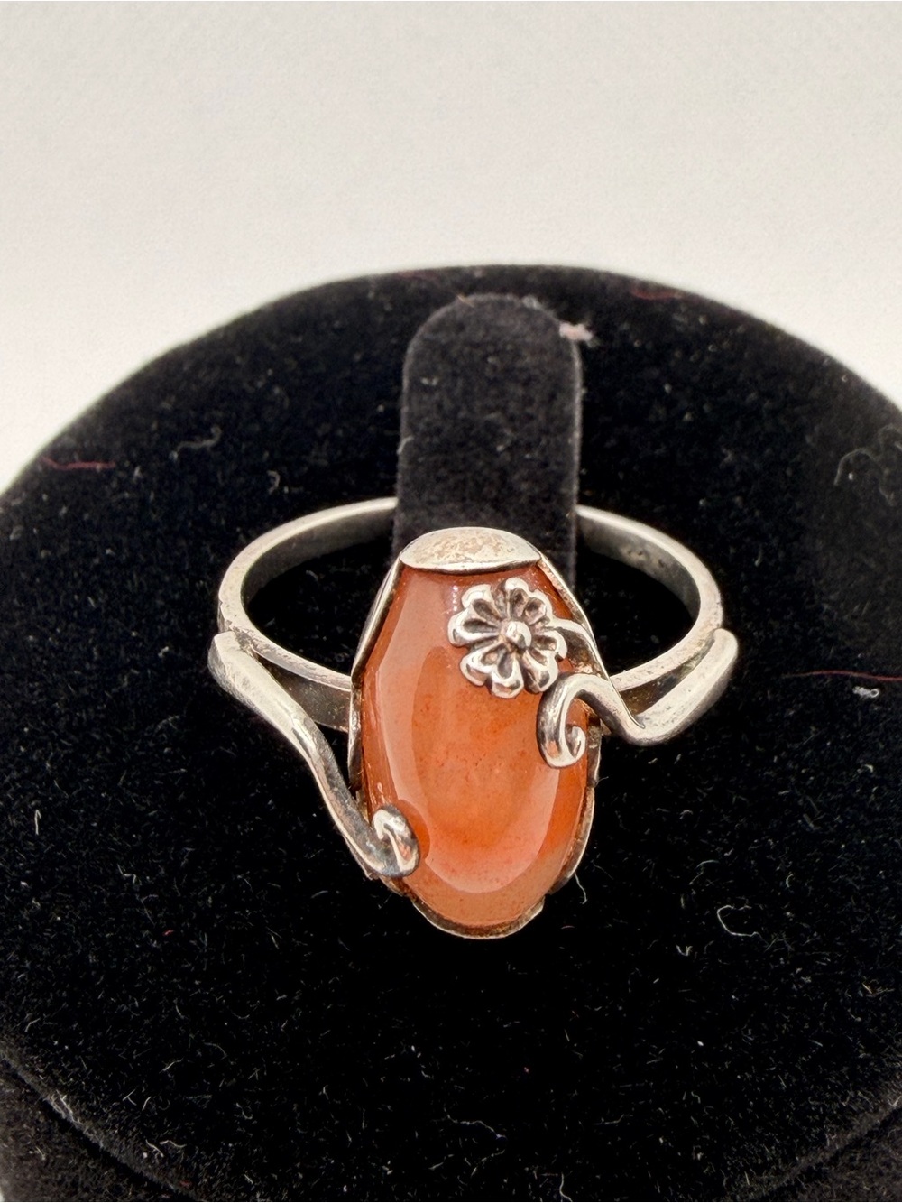 Vintage Style Carnelian Agate Oval Cabochon Flower Statement Ring Size 7.5